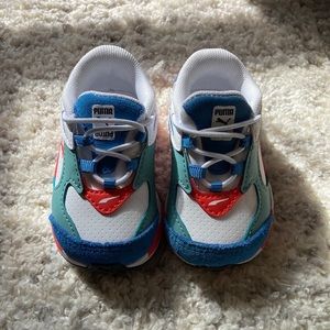 Puma Toddler Size: 4c Color: Red/ Blue / Green / White. Box included
